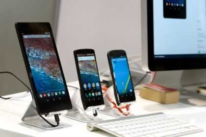 smartphone, computer, technology, business, modern, programming, app, lab, testing, informatics, android, exhibition, innovations, buy, store, studies, education, engineering, modernity, keyboard, monitor, screen, telephone, the industry, presentation, computer specialist, trends, electronics, testing, testing, testing, testing, android, android, android, android, android